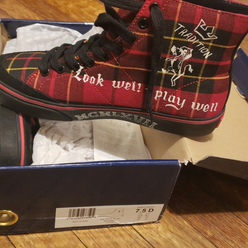 Men high top sneakers